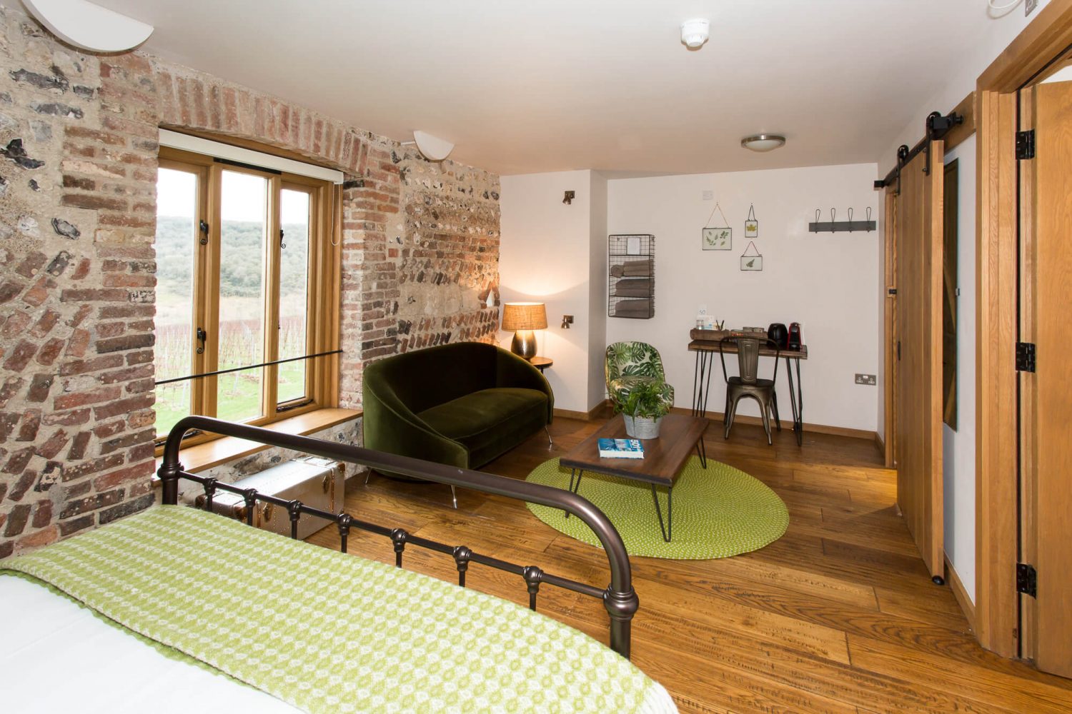Flint Barns Deluxe Double Room