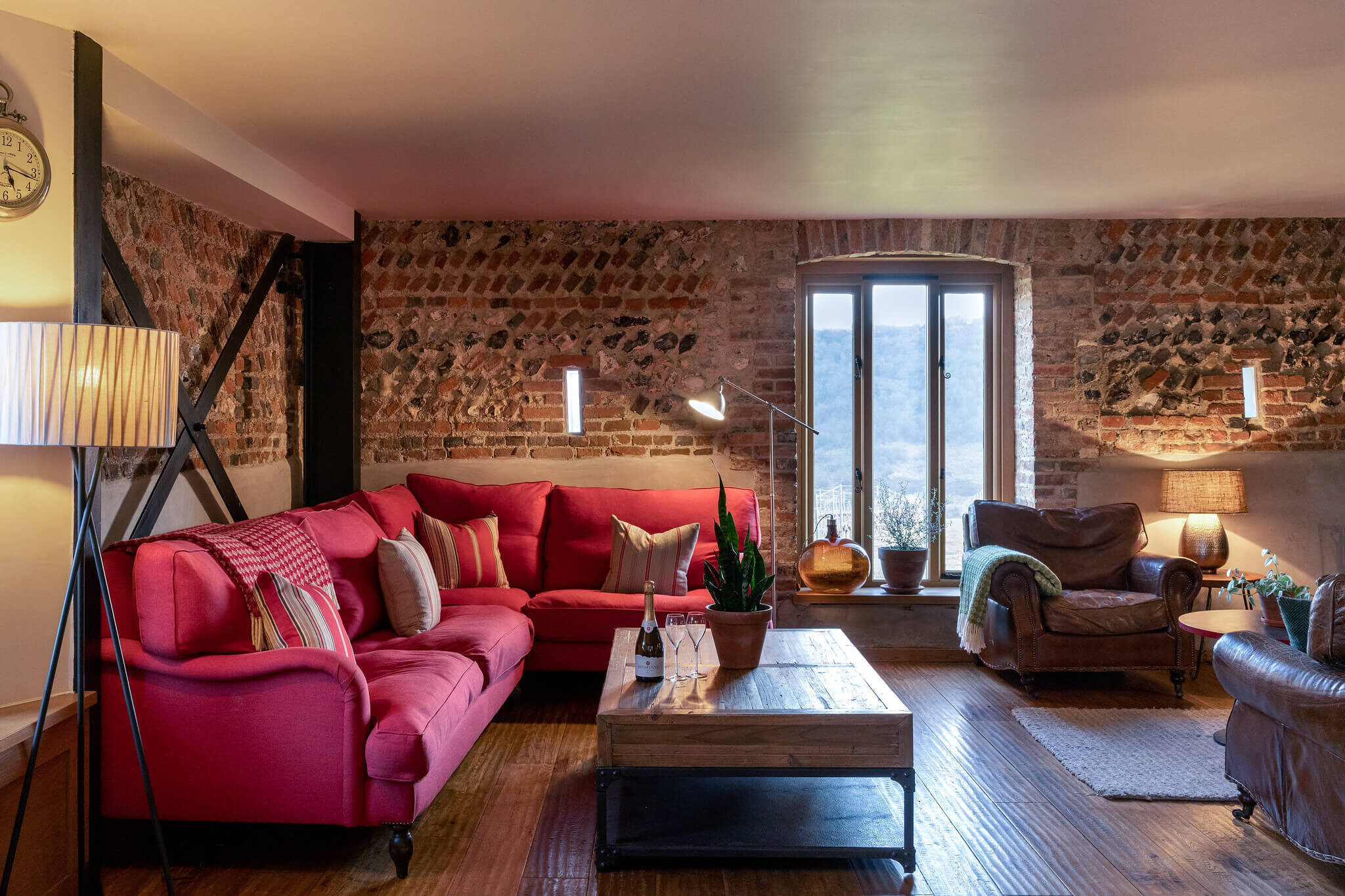 Flint Barns Lounge